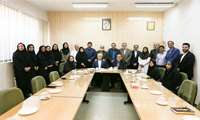 حضور رئیس دانشگاه در پژوهشکده علوم اعصاب و تجلیل از آقای دکتر احمدیانی 